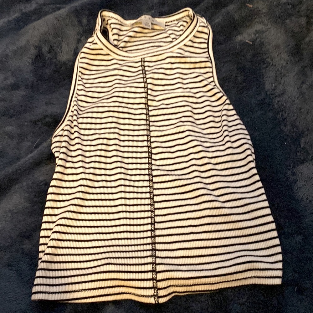 Striped collared crop top size xs from gaze